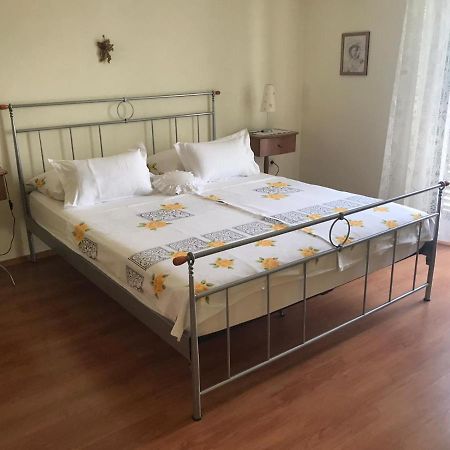 Apartmani Katarina Bol Exterior foto